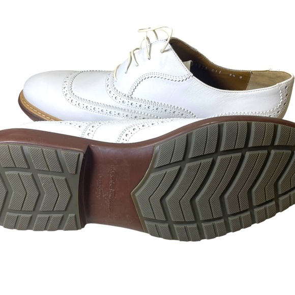 Salvatore Ferragamo Leather Oxfords main image 4